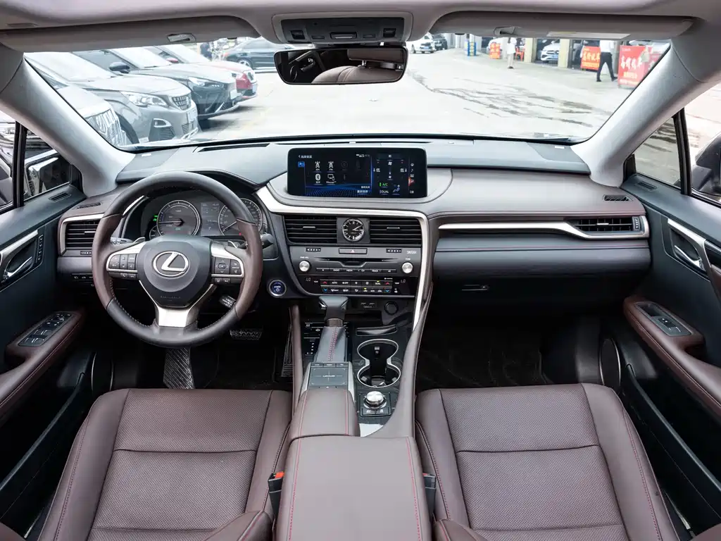 Lexus RX — миниатюра 13
