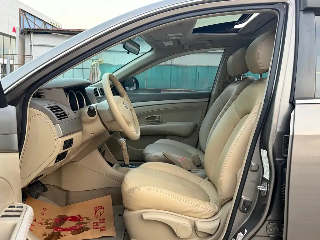 Nissan Sylphy — миниатюра 5