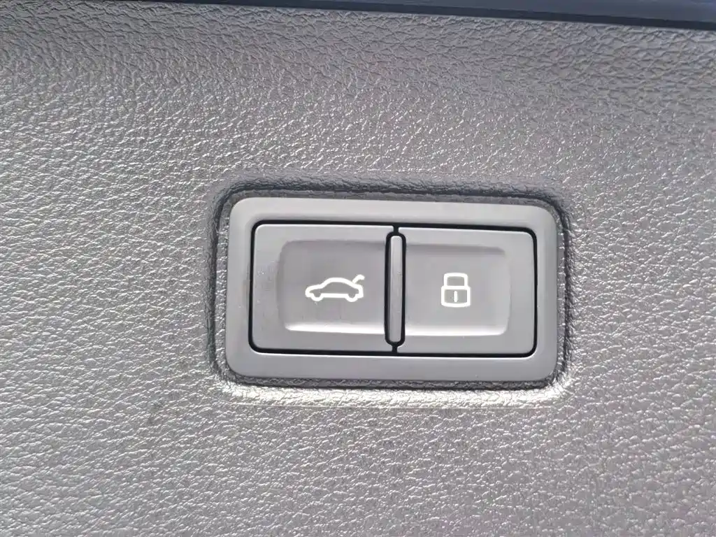 Audi Q7 — миниатюра 29