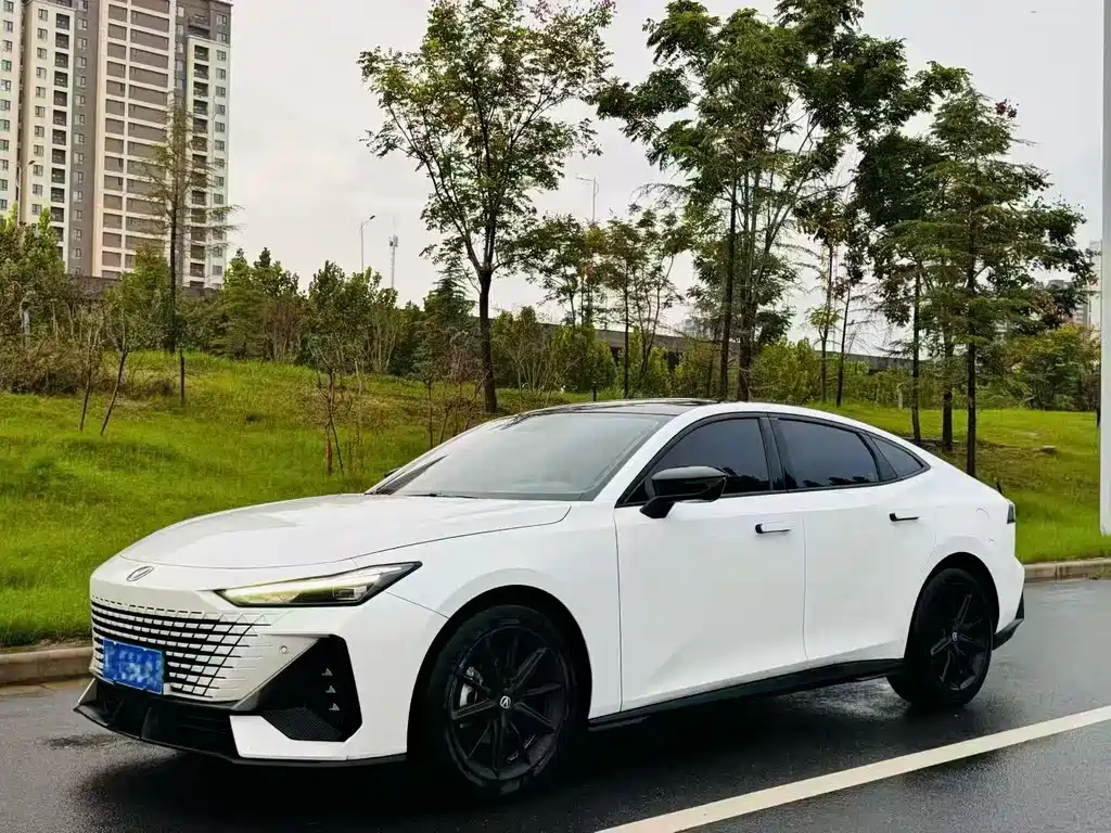 Changan UNI-V 2023
