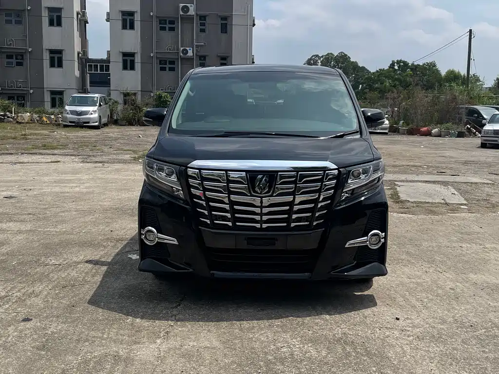 Toyota Alphard 2016