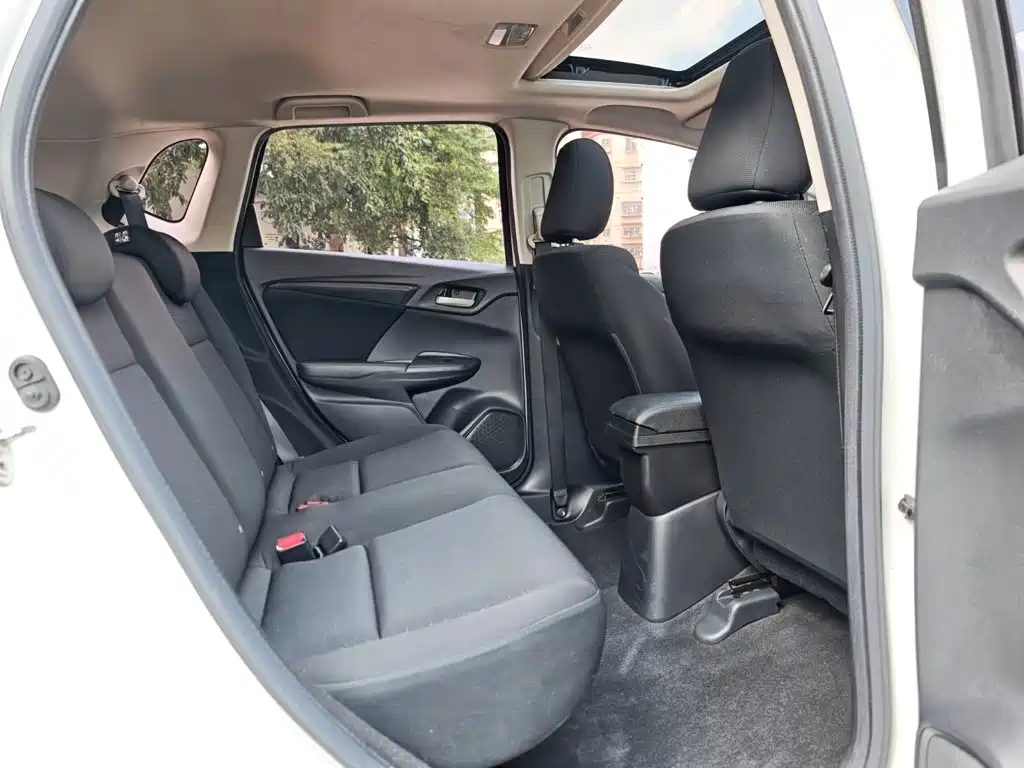 Honda Fit — миниатюра 24