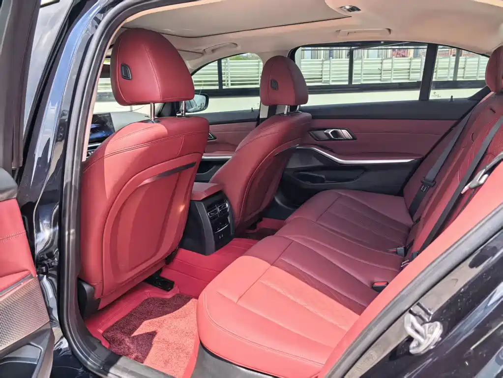 BMW 3 Series — миниатюра 3