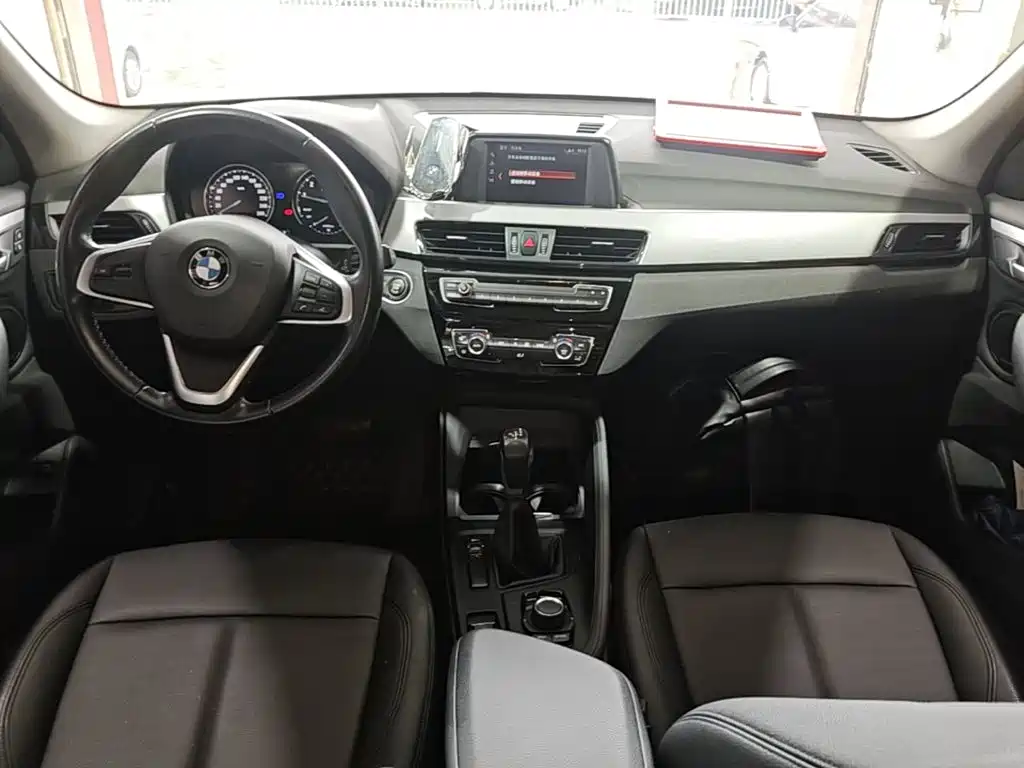 BMW X1 — миниатюра 10