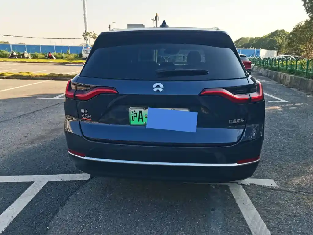 NIO NIO ES8