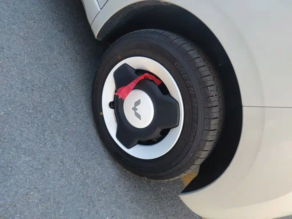 Wuling MINIEV — миниатюра 23