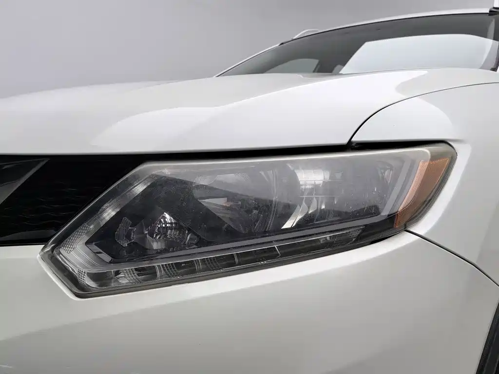 Nissan X-Trail — миниатюра 7