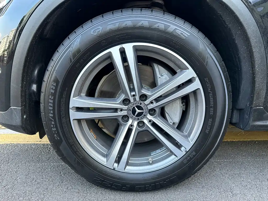 Mercedes-Benz GLC — миниатюра 12