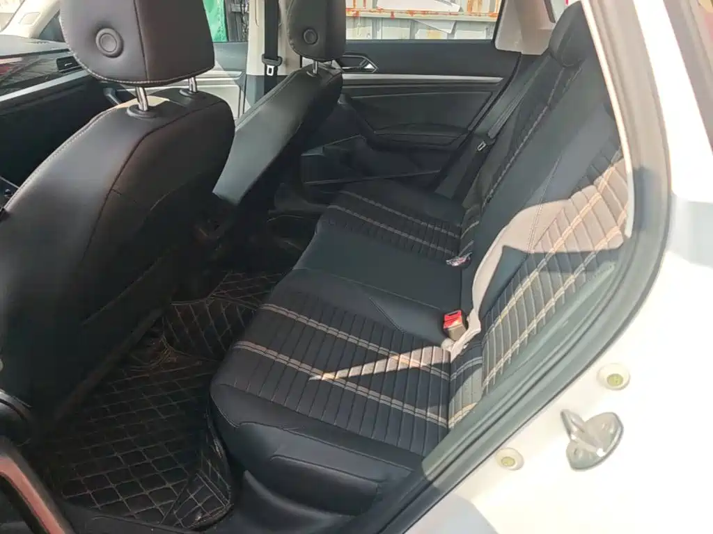 Volkswagen Lavida — миниатюра 17