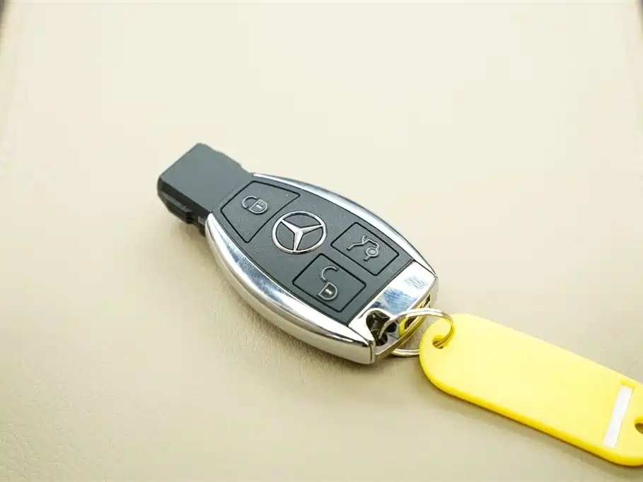 Mercedes-Benz M-Class ML 500 4MATIC Special Edition, фото 23