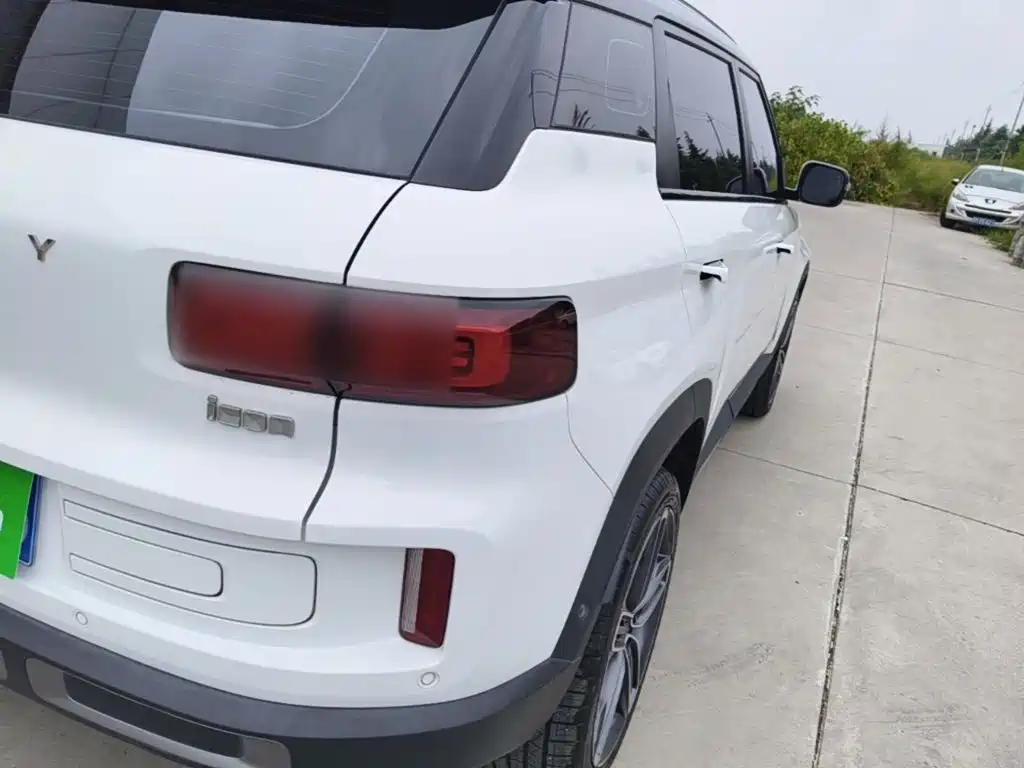 Geely Icon — миниатюра 8
