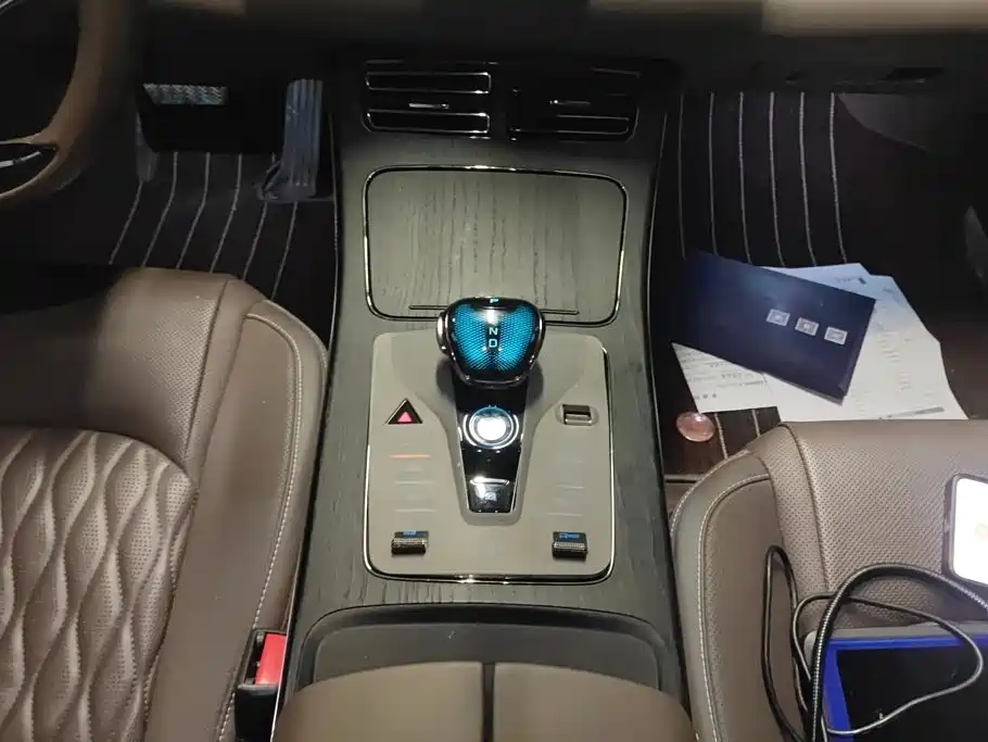 BYD Han — миниатюра 16