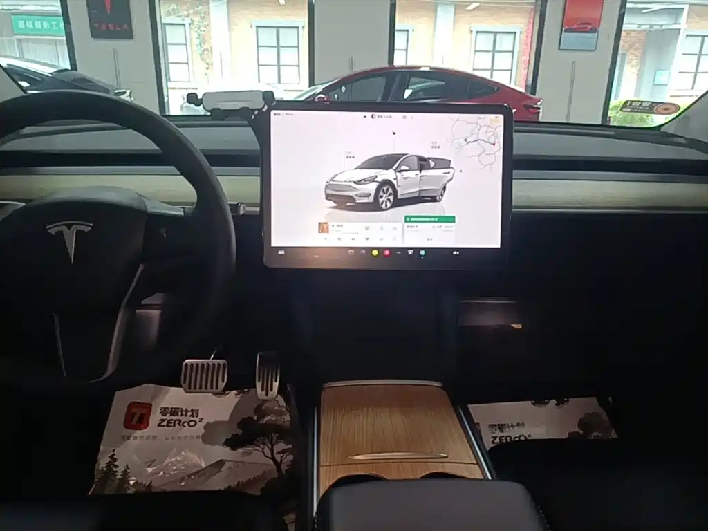 Tesla Model Y — фотографии объявления, Фото 13