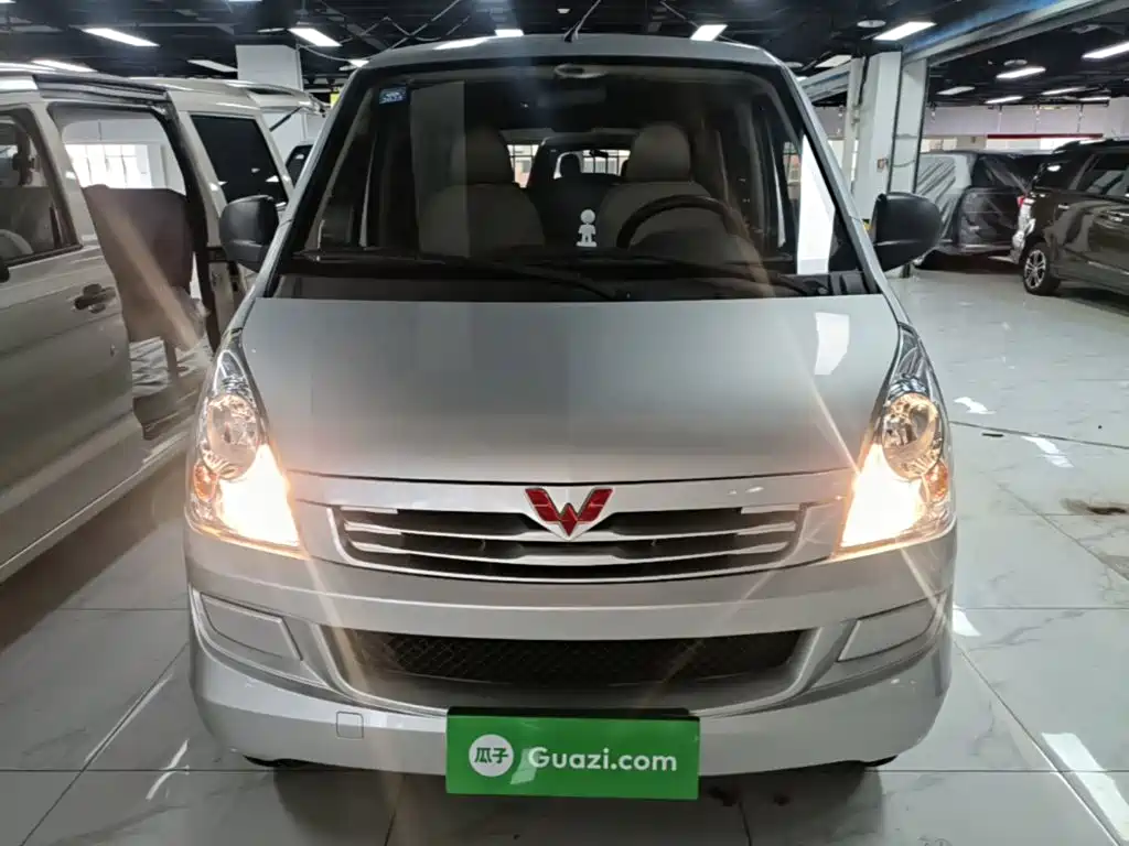 Wuling Rongguang S — миниатюра 3