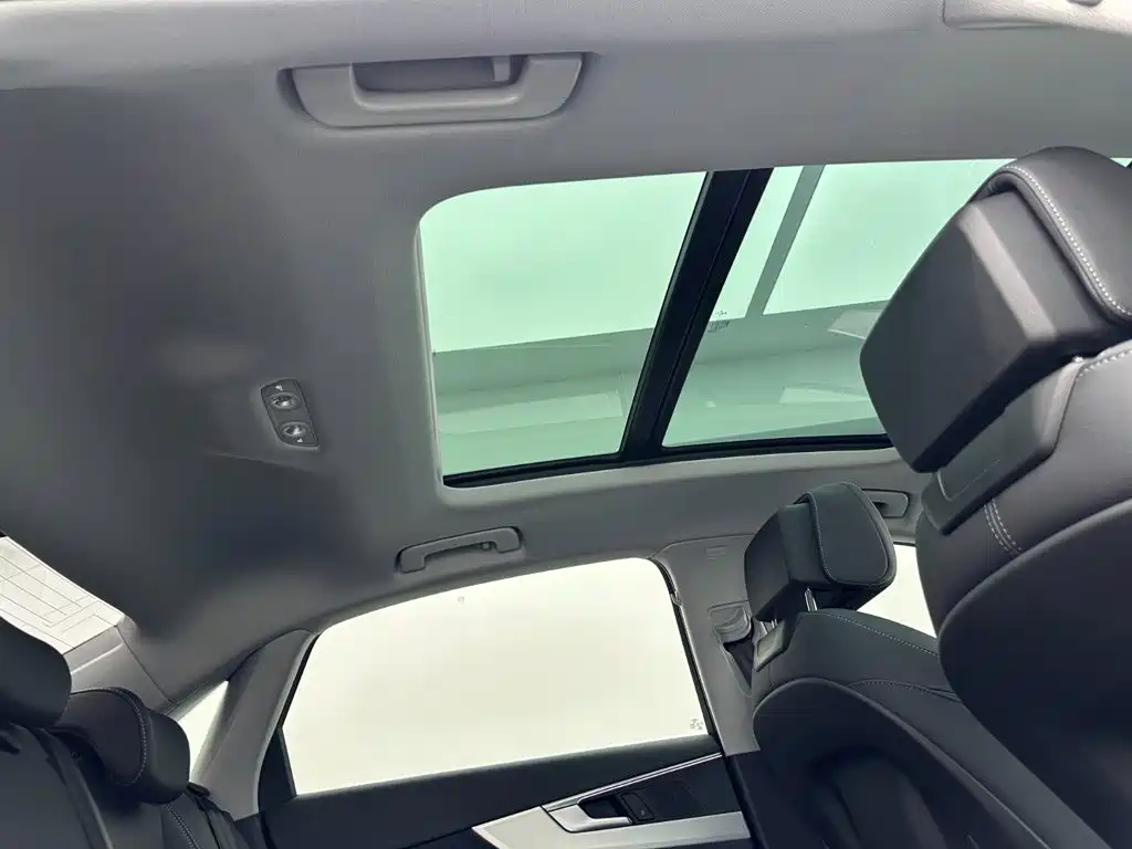 Audi A4L — миниатюра 23