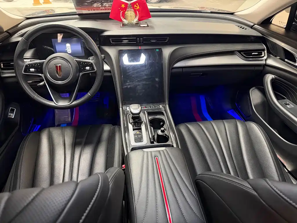 Hongqi Hongqi H5 — миниатюра 11