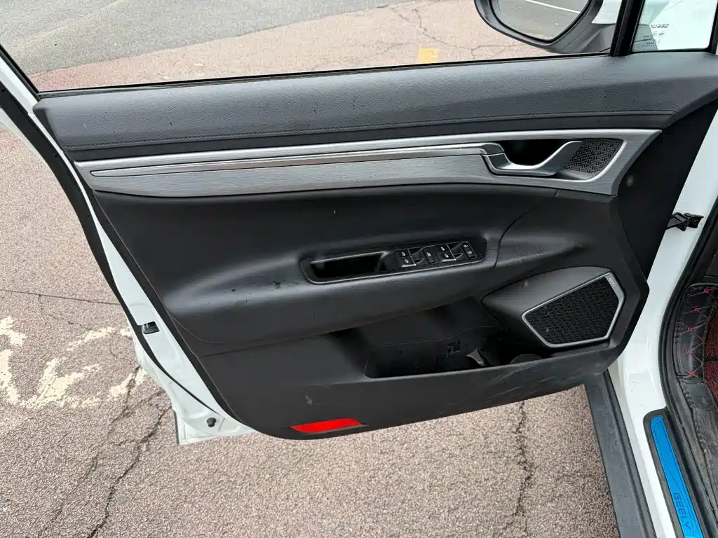 Geely Emgrand GS — миниатюра 6