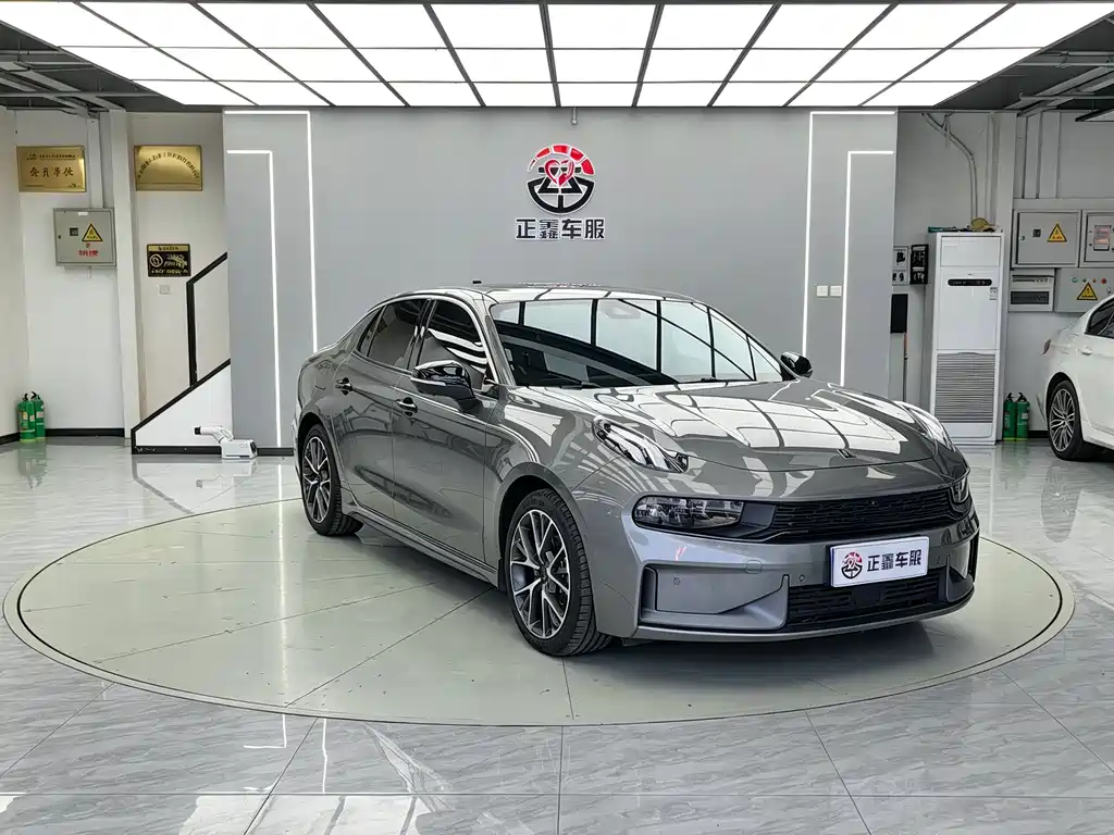 Lynk & Co 03 — миниатюра 3