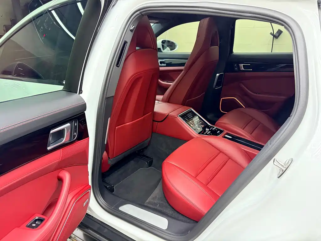 Porsche Panamera — миниатюра 7