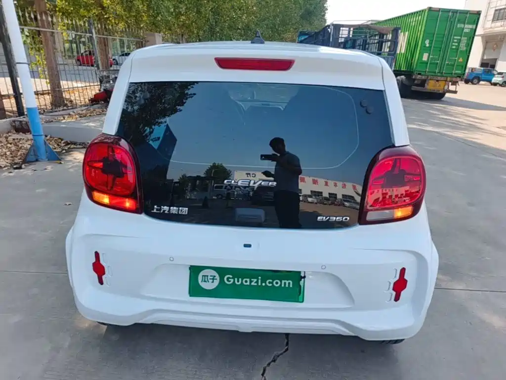 Roewe Clever — миниатюра 6