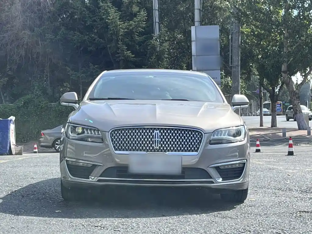 Lincoln MKZ — миниатюра 8