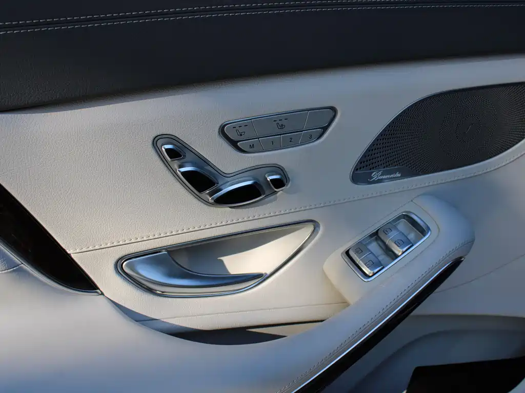 Mercedes-Benz S-Class — миниатюра 14