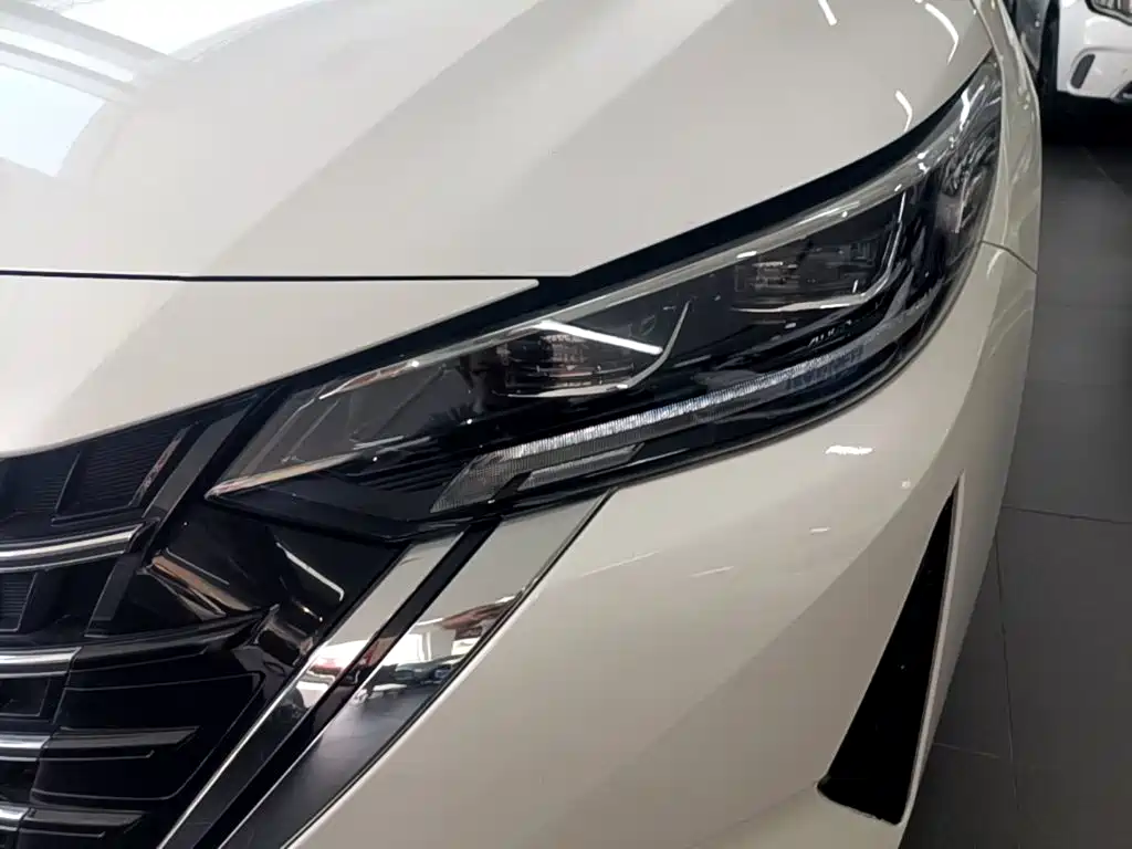 Nissan Sylphy — миниатюра 24