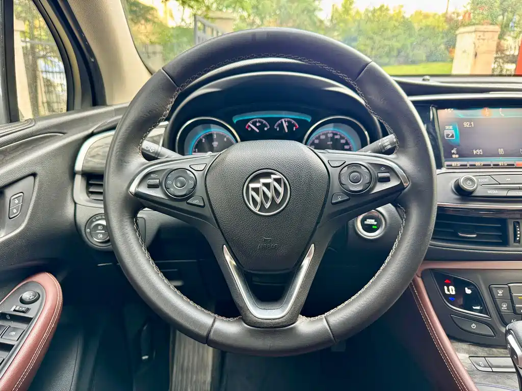 Buick Envision Plus — миниатюра 15