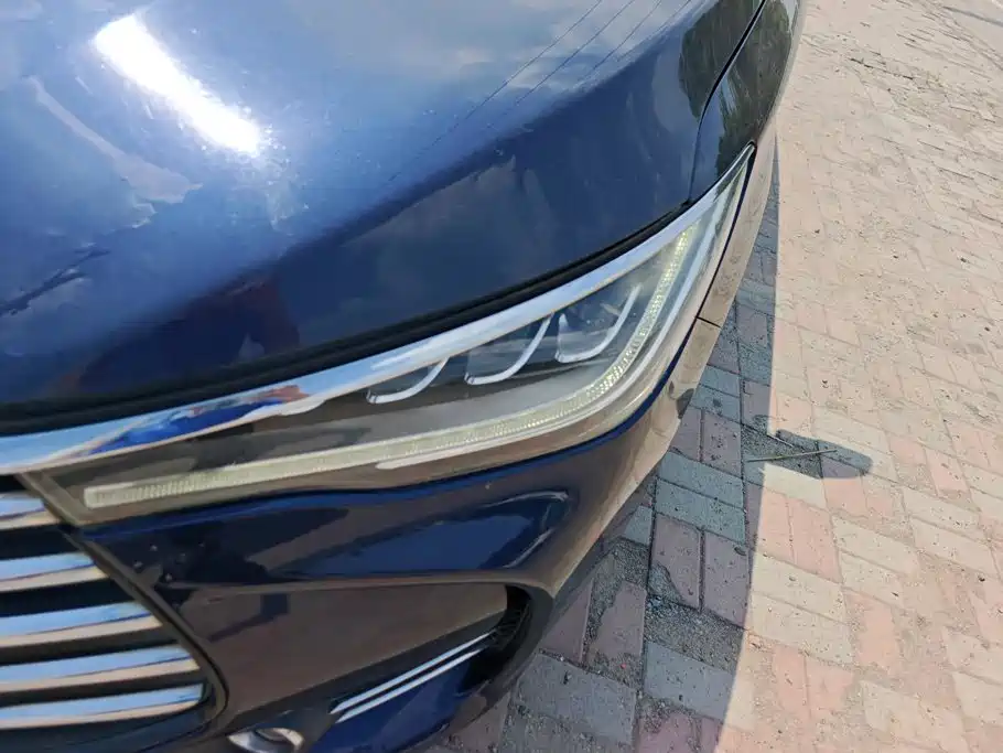 BYD MAX — миниатюра 5