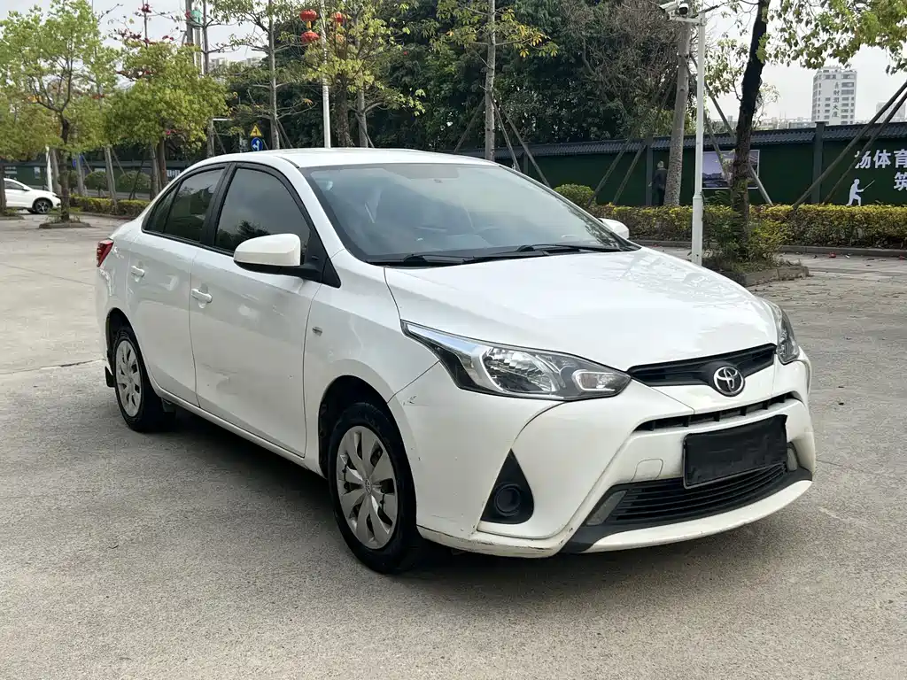 TOYOTA YARIS L TO ENJOY