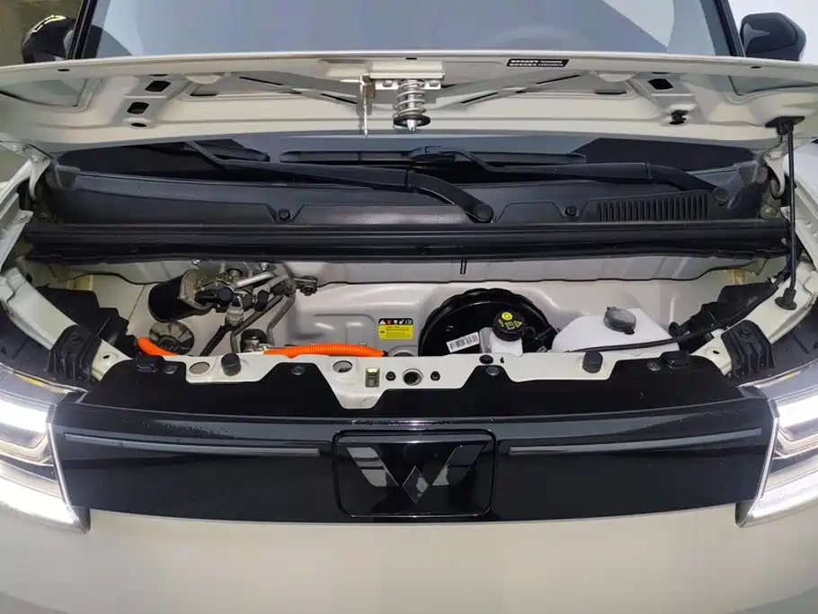 Wuling MINIEV — миниатюра 10