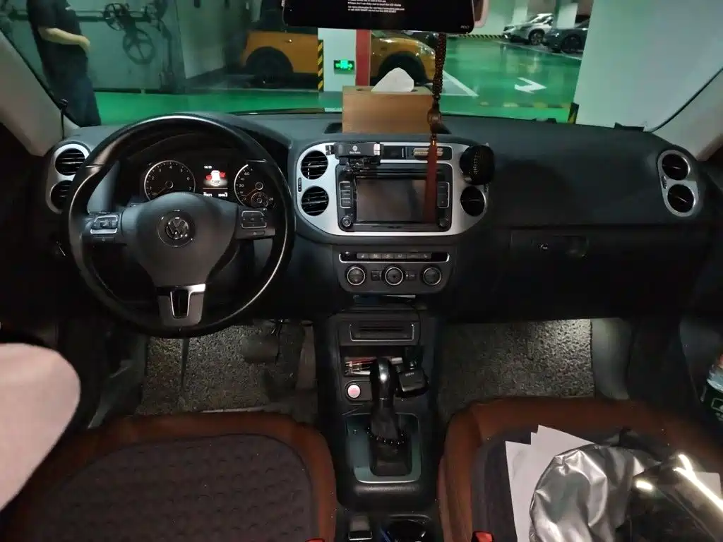 Volkswagen Tiguan — миниатюра 13
