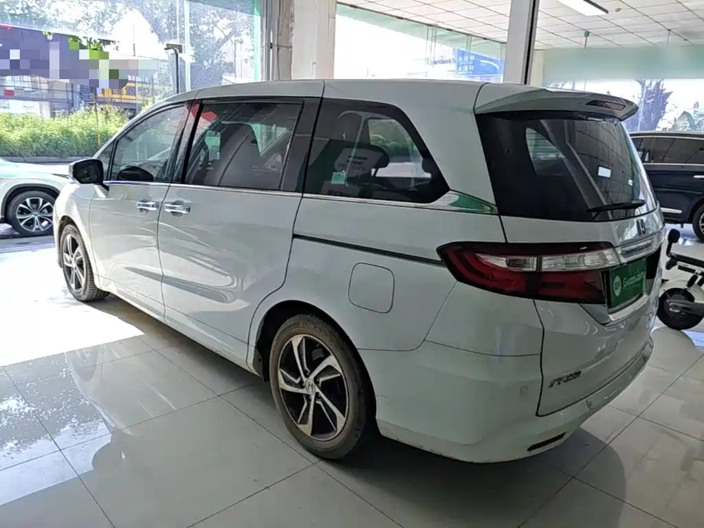 Honda Odyssey — миниатюра 5