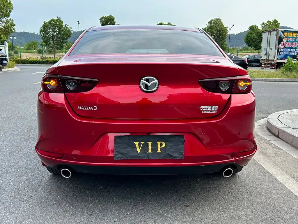 Mazda 3 Axela — миниатюра 8