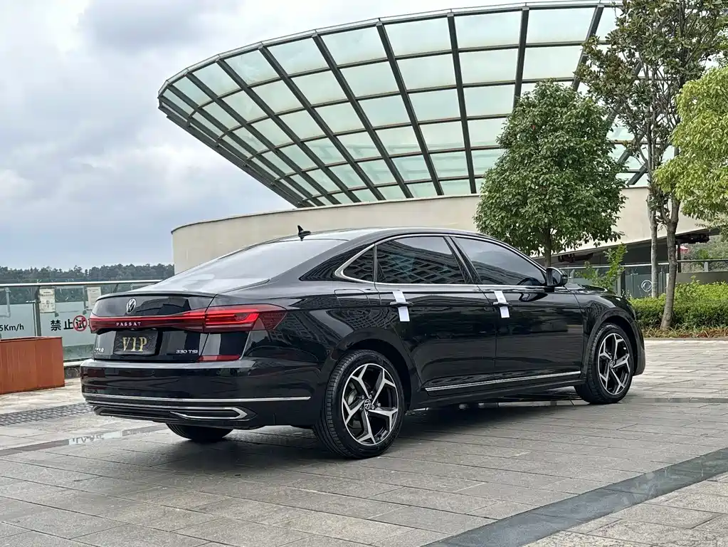 Volkswagen Passat — миниатюра 7