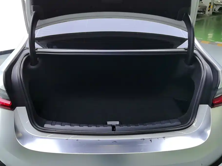 BMW i3 — миниатюра 4