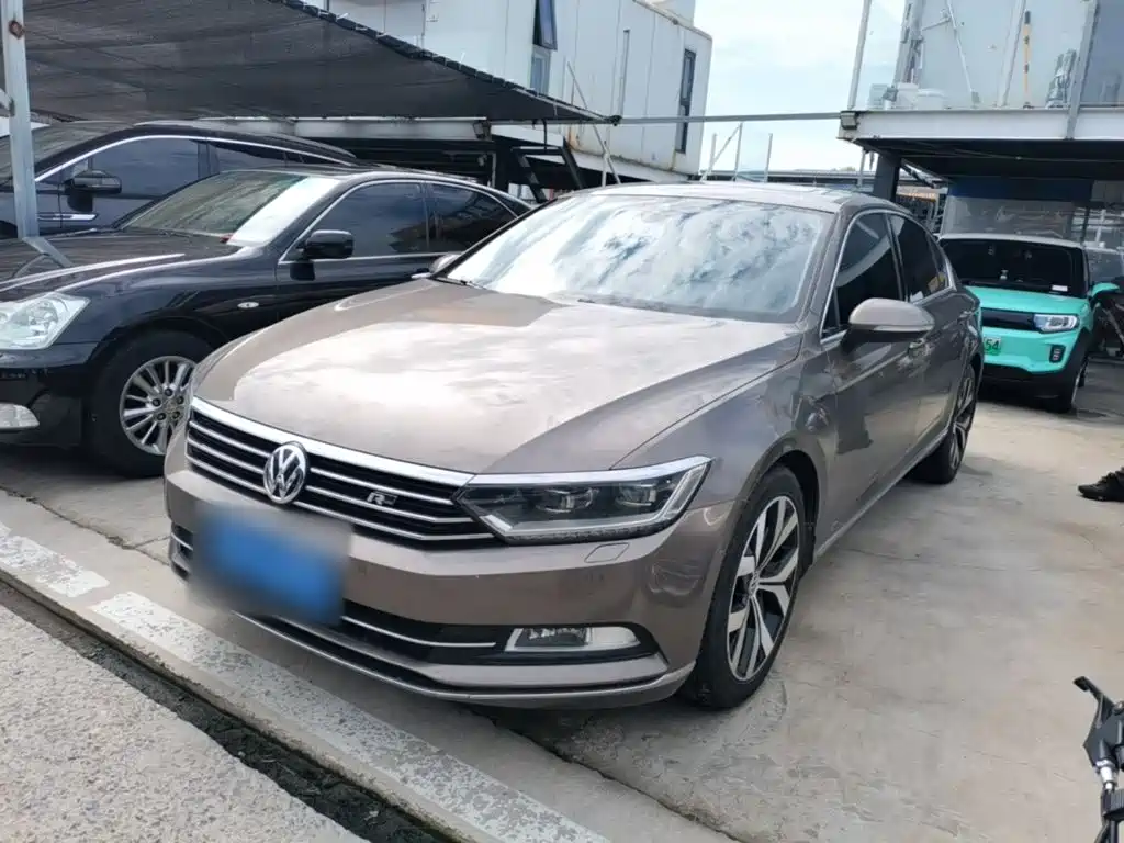 Volkswagen Magotan — миниатюра 2