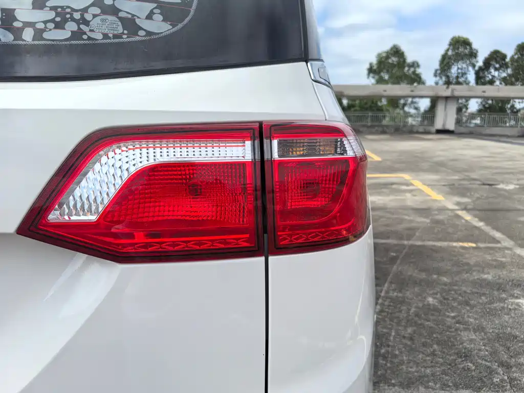 WULING WULING HONGGUANG S3