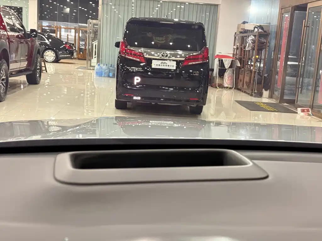 Li Auto Li L9 — миниатюра 4