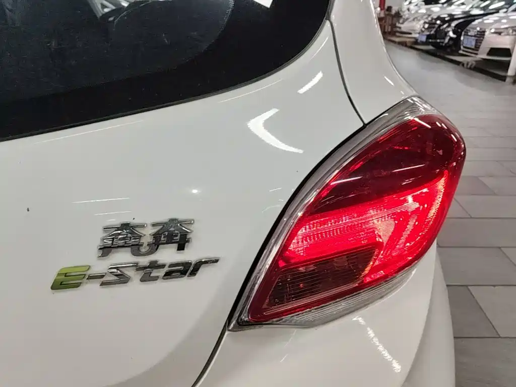 Changan Benben E-Star — миниатюра 8