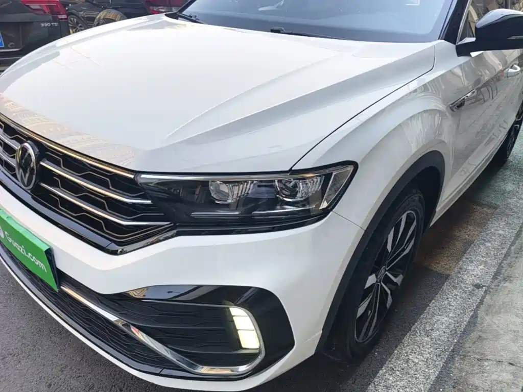 Volkswagen T-Roc — миниатюра 24