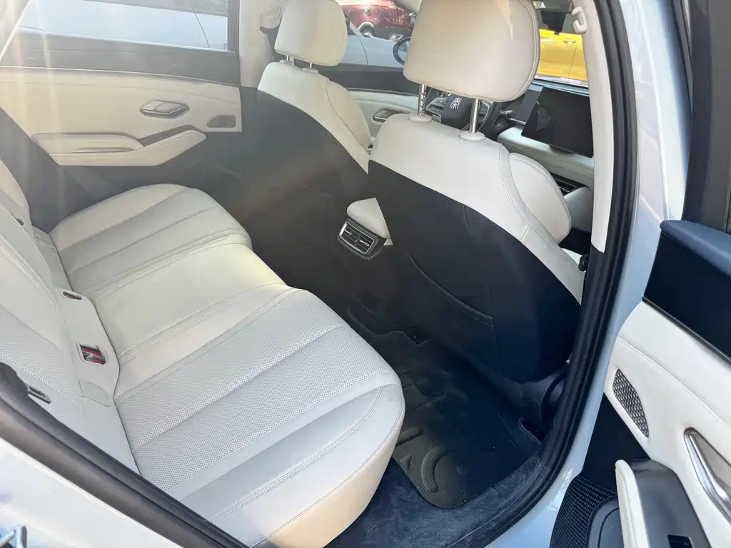 BYD Qin L — миниатюра 4