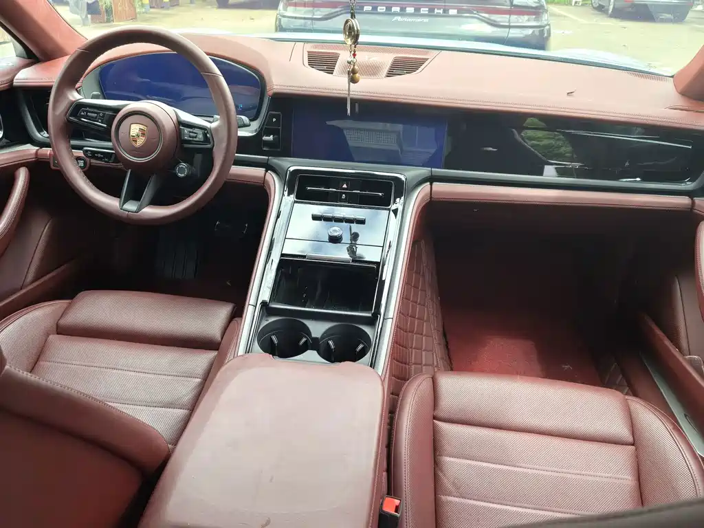 Porsche Panamera — миниатюра 5