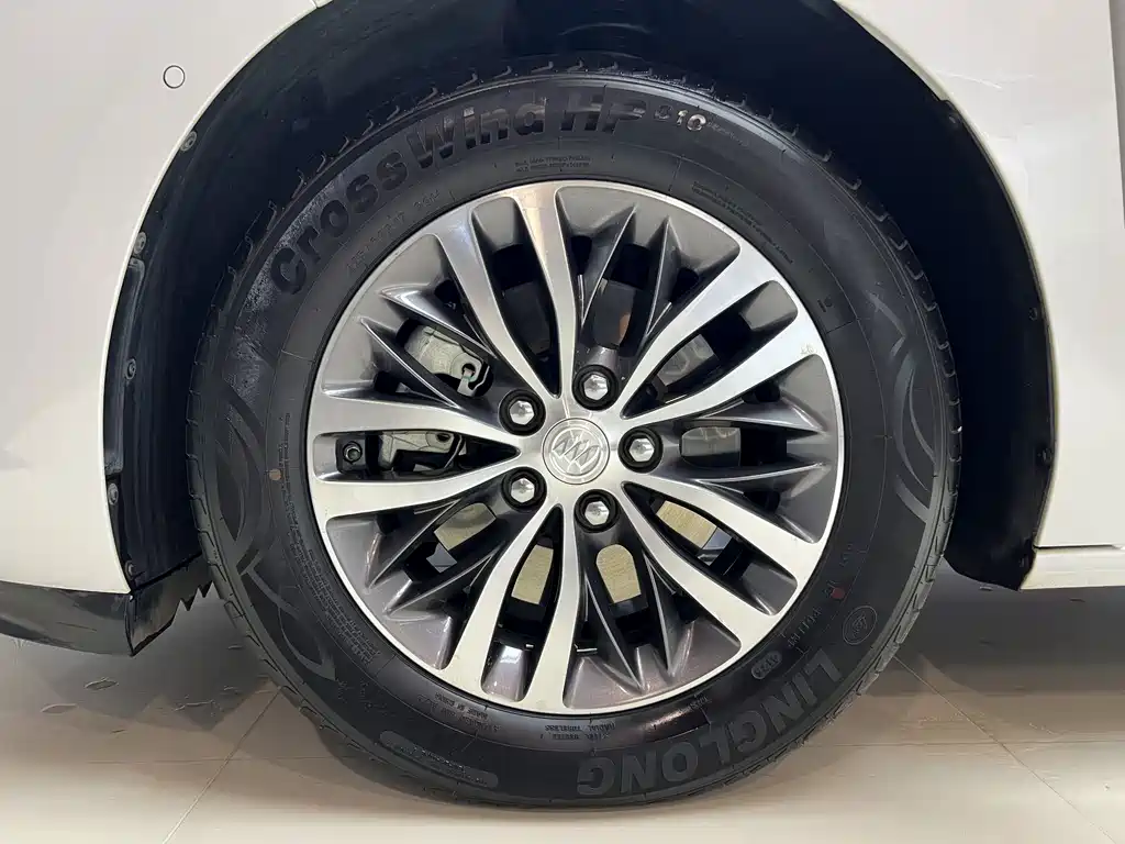 Buick GL8 — миниатюра 20