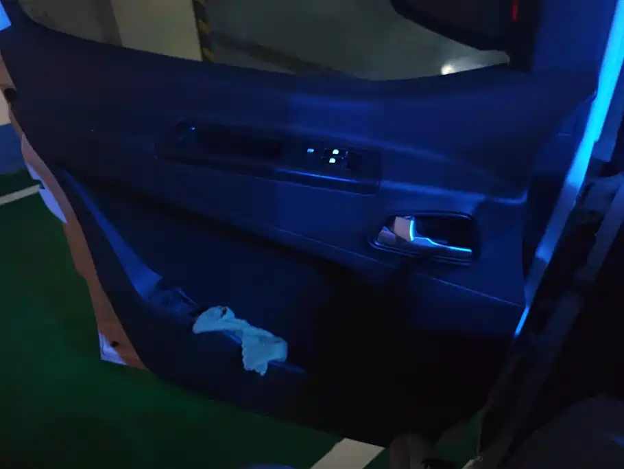 JAC RefineM3 M3 2025 1.5T MT Smart Connect 7/8 мест