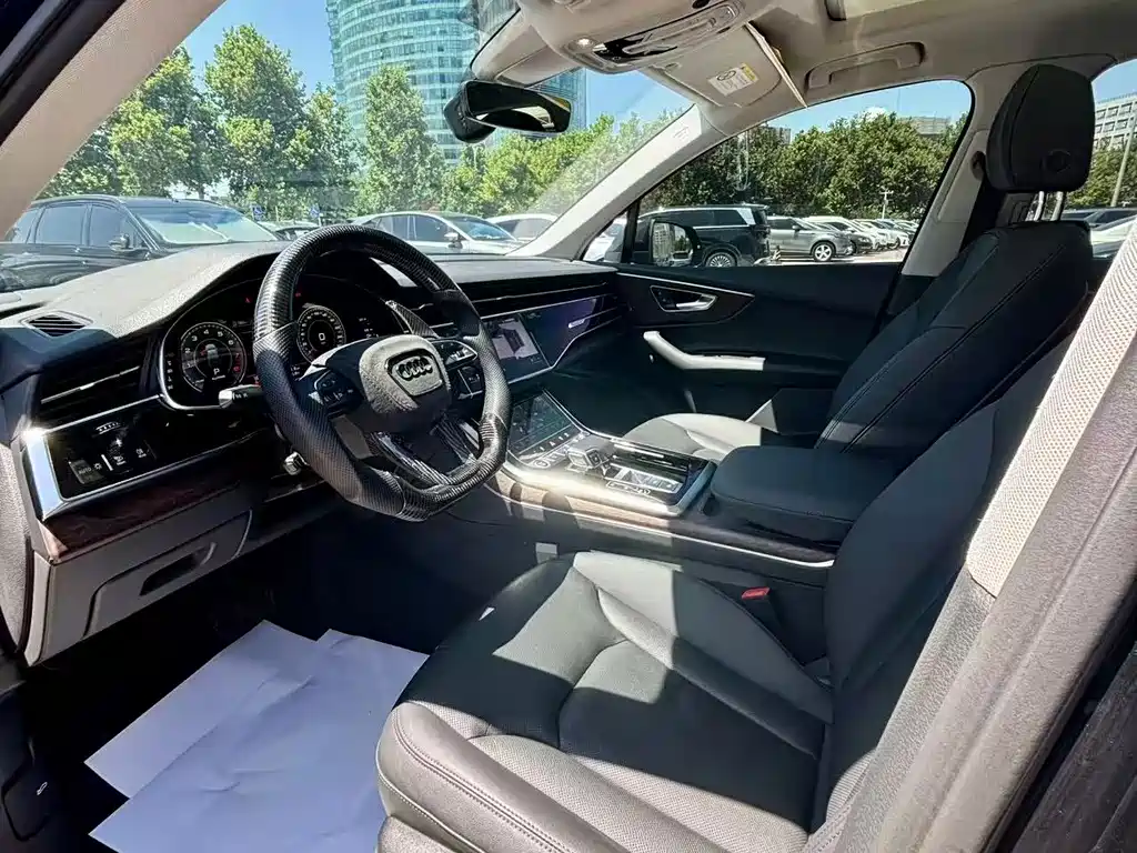 Audi Q7 2022 55 TFSI quattro S line Sport