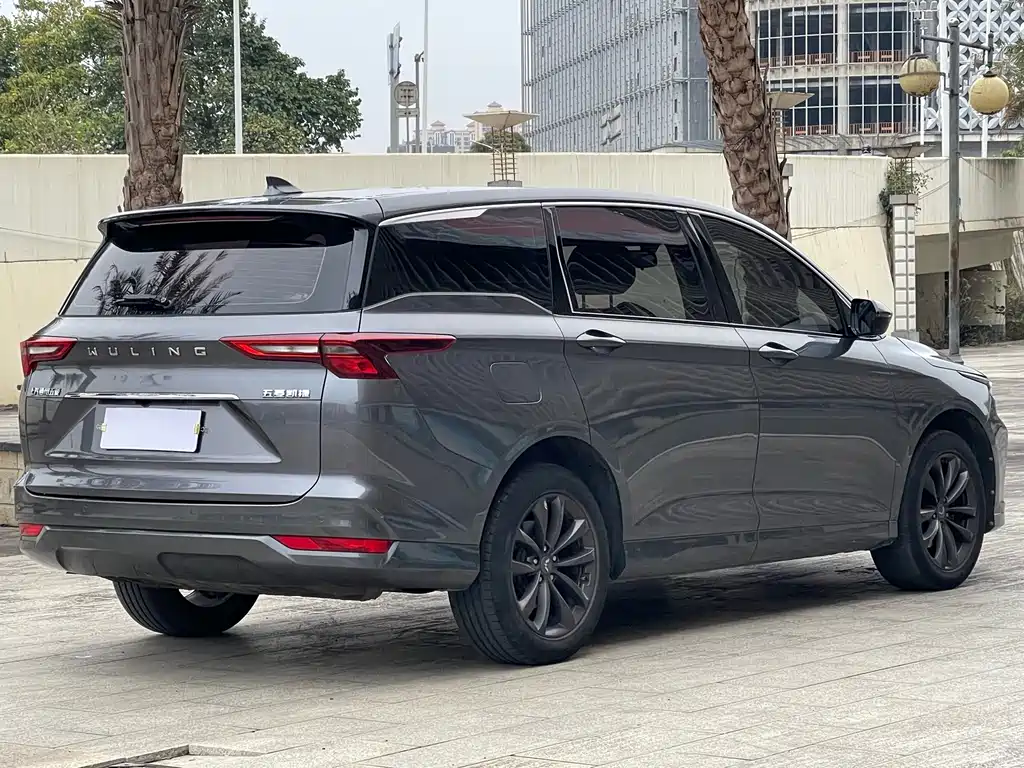 Wuling Victory — миниатюра 13