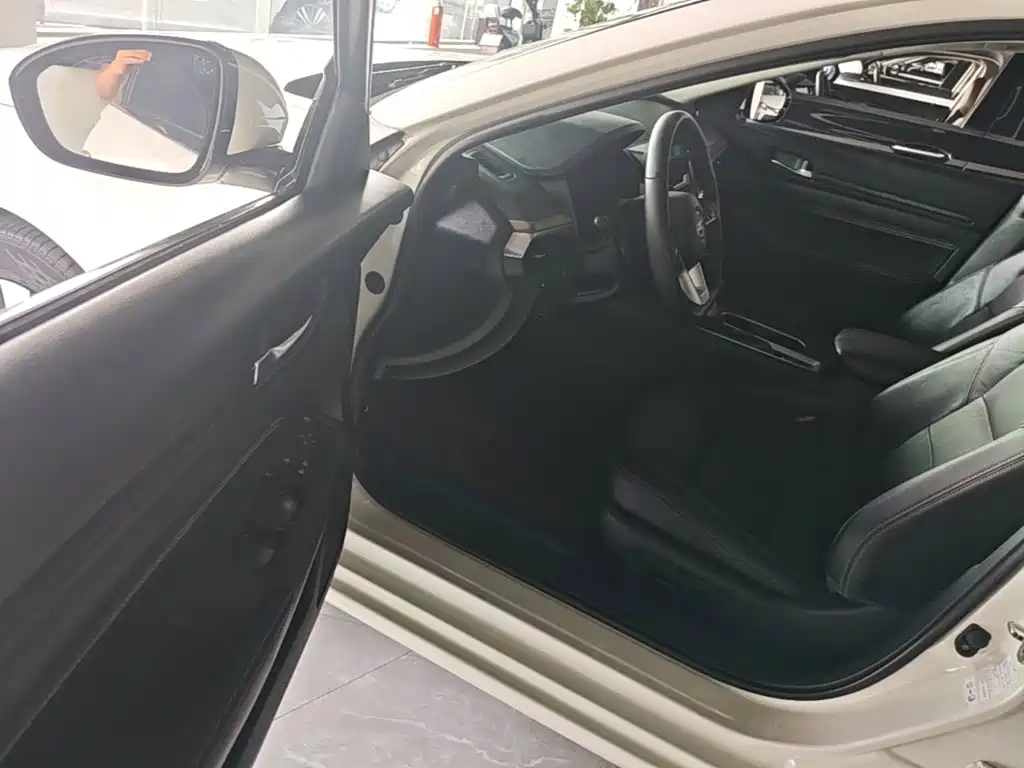 Nissan Teana — миниатюра 16