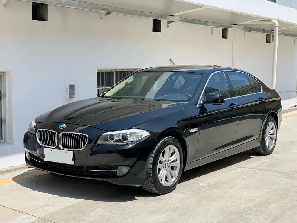 BMW 5 Series 2011