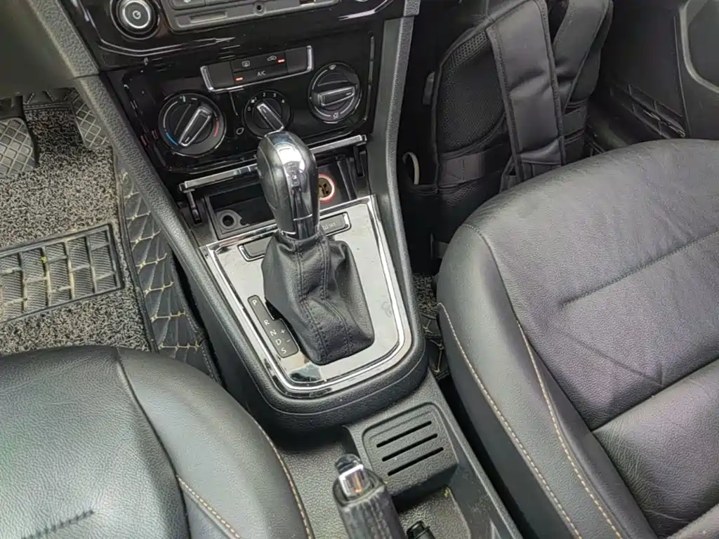 Volkswagen Bora — миниатюра 10